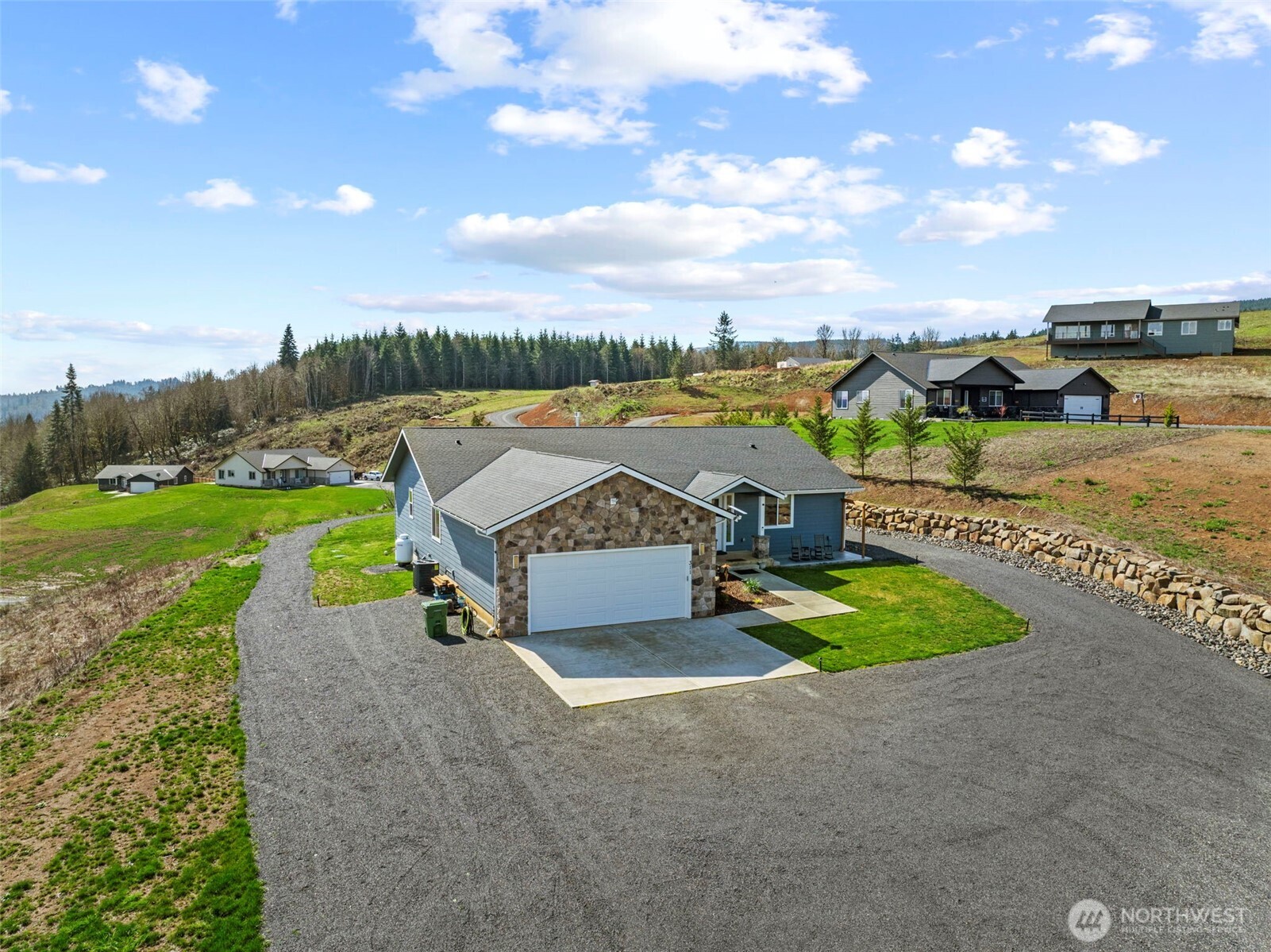 311 Olequa Heights Road , Castle Rock, WA 98611