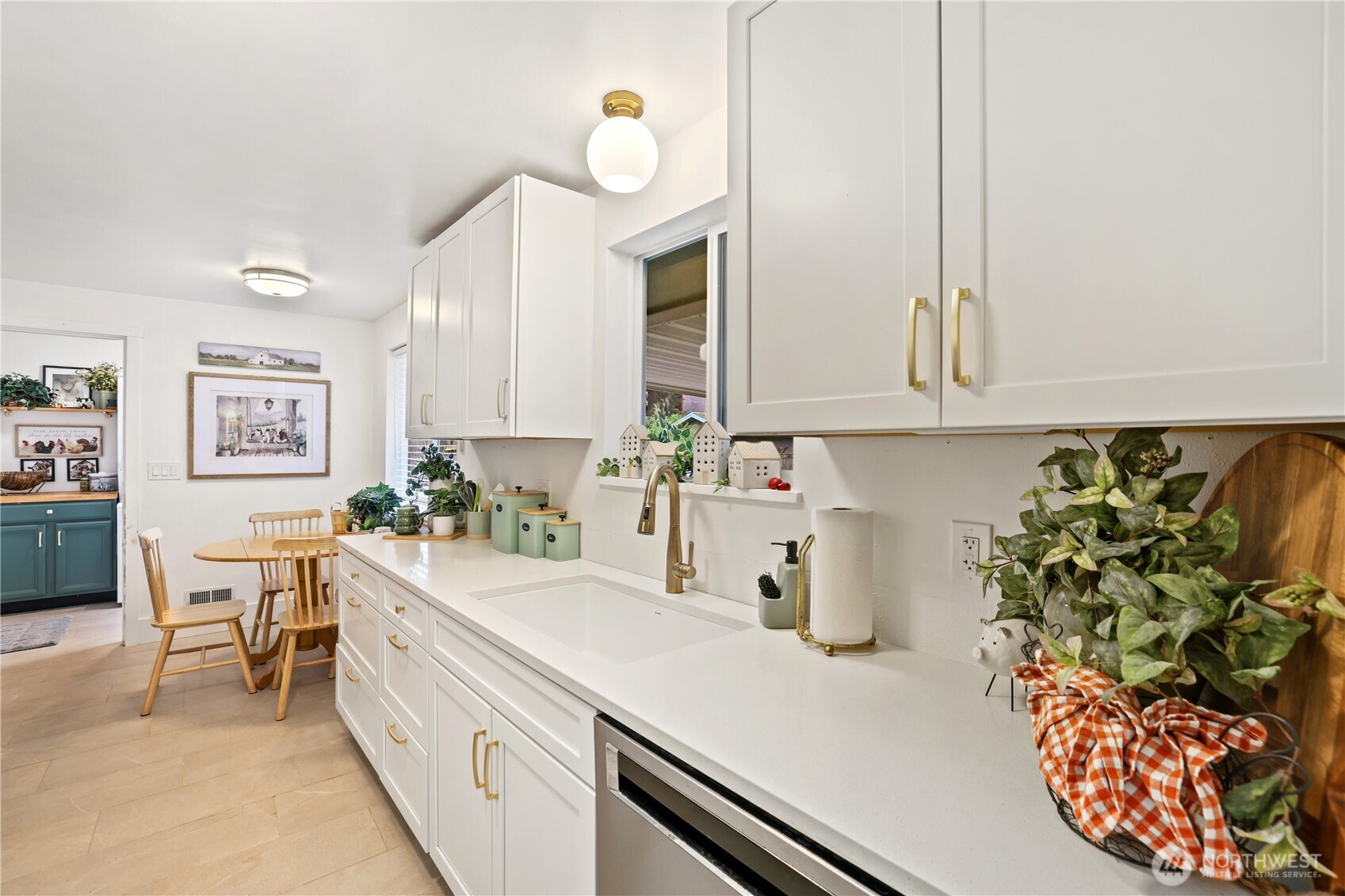 1215 Stillwell Street NE, Olympia, WA 98516