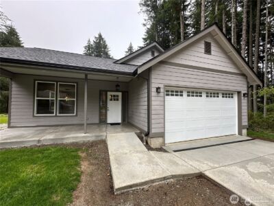 11813 Island Drive , Anderson Island, WA 98303