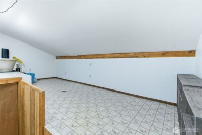 6980 NE Dolphin Drive , Bainbridge Island, WA 98110 - Photo 18