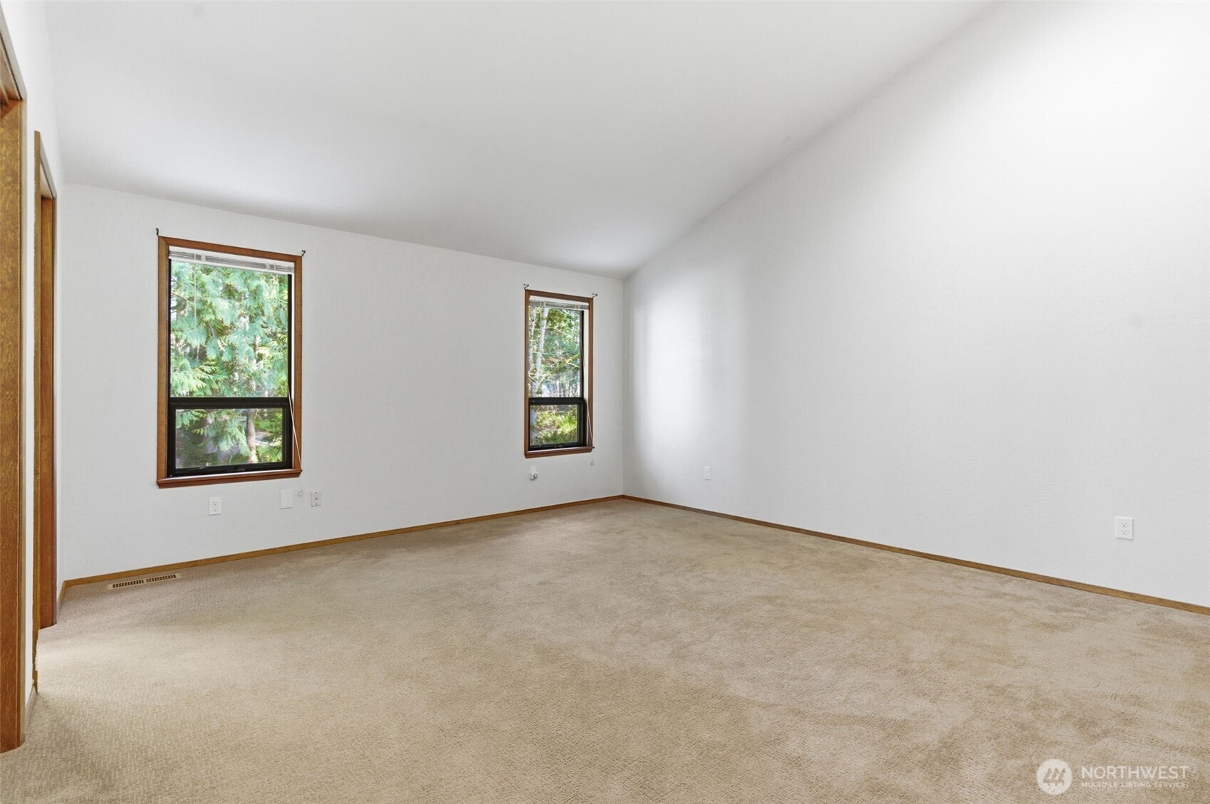 6980 NE Dolphin Drive , Bainbridge Island, WA 98110