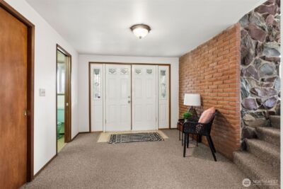 8644 Rich Road SE, Olympia, WA 98501 - Photo 2