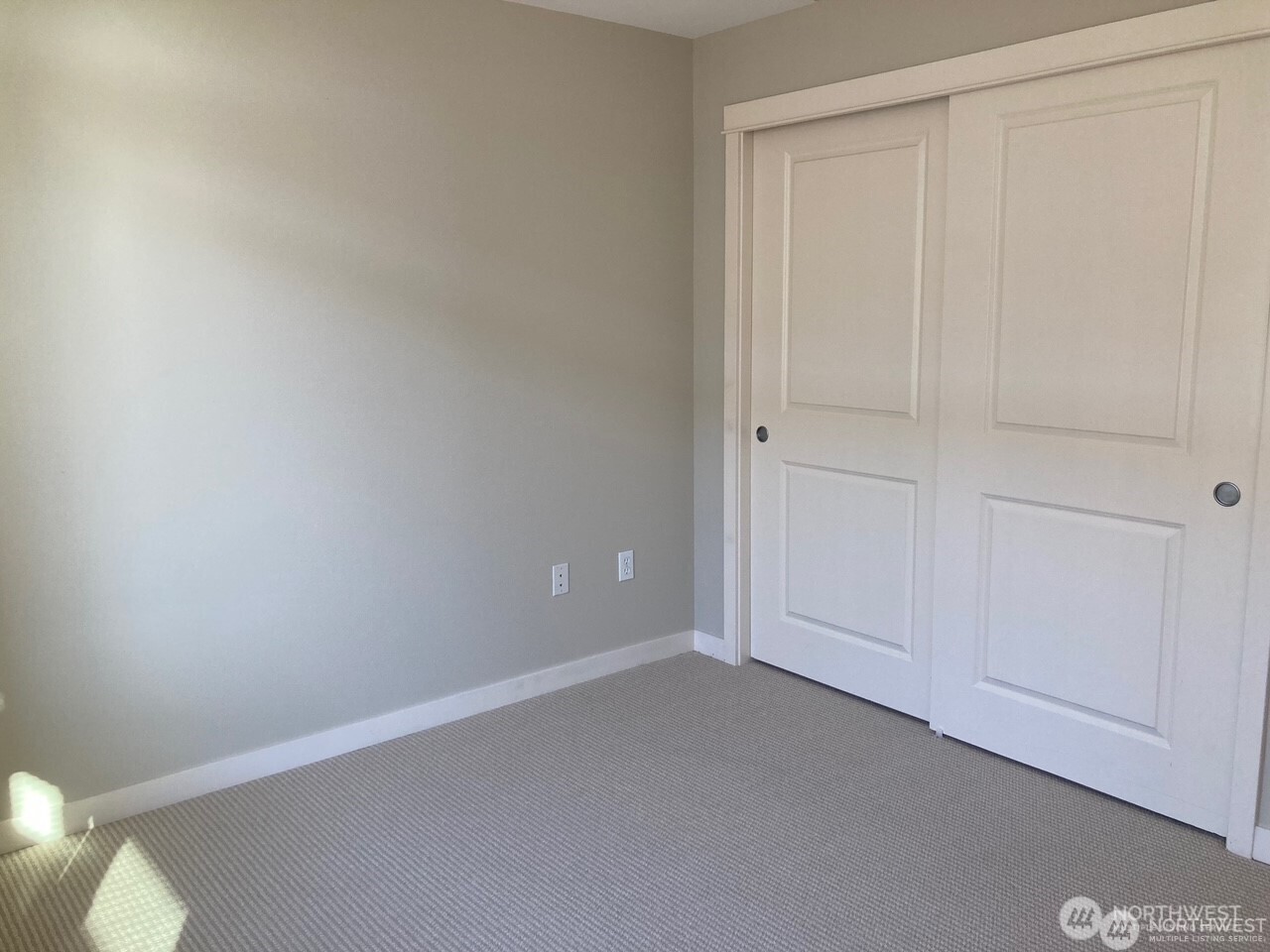 180 Harbor Square Loop NE #B318, Bainbridge Island, WA 98110