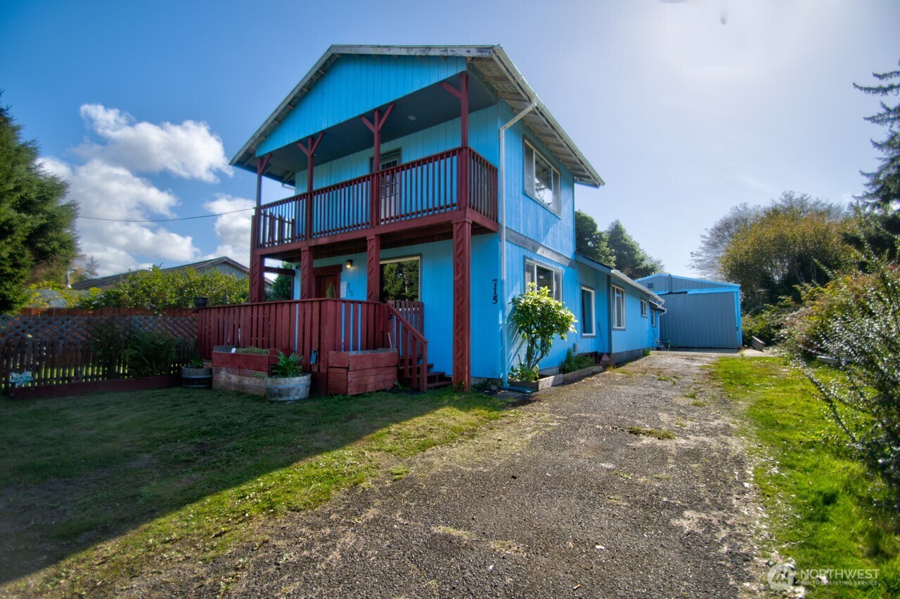 715 Copalis Beach Road , Copalis Beach, WA 98535