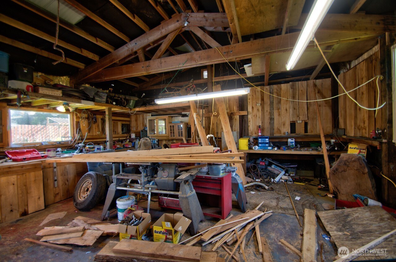 715 Copalis Beach Road , Copalis Beach, WA 98535