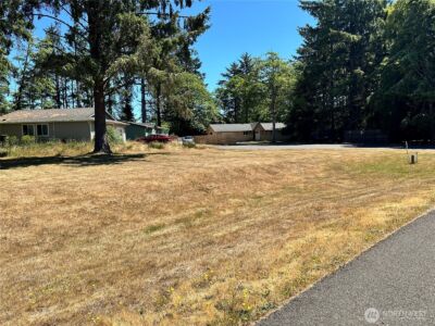 604 Sollecks Avenue SE, Ocean Shores, WA 98569 - Photo 15