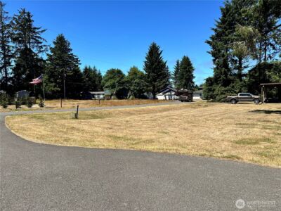 604 Sollecks Avenue SE, Ocean Shores, WA 98569 - Photo 8