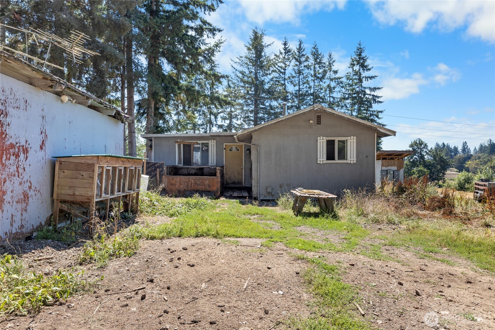 23831 384th Street SE, Enumclaw, WA 98022