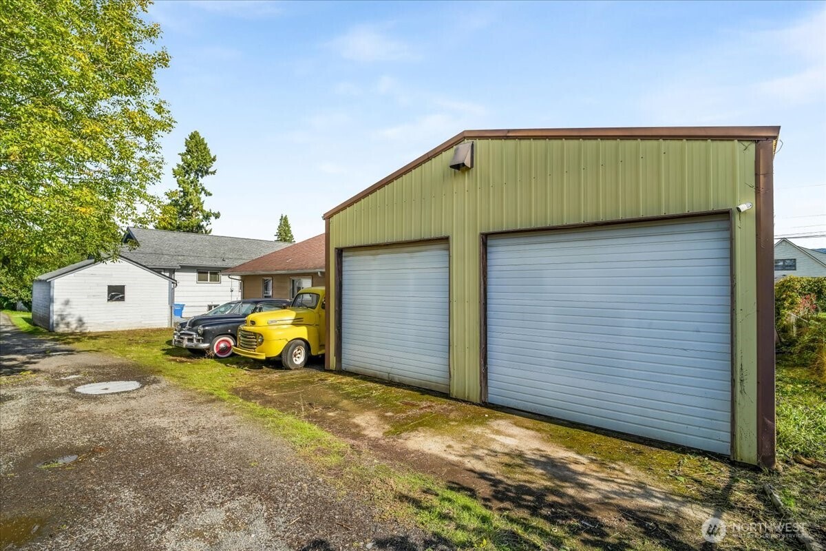 913 S 3rd Avenue , Kelso, WA 98626