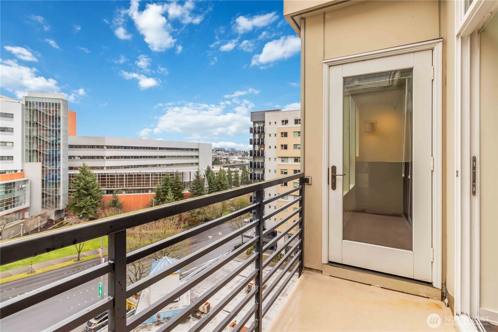 300 110th Avenue NE #610, Bellevue, WA 98004