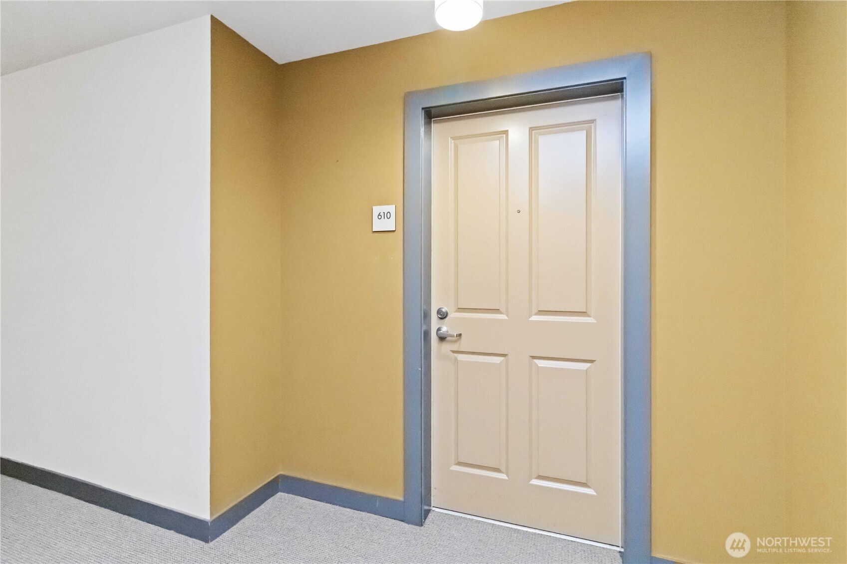 300 110th Avenue NE #610, Bellevue, WA 98004