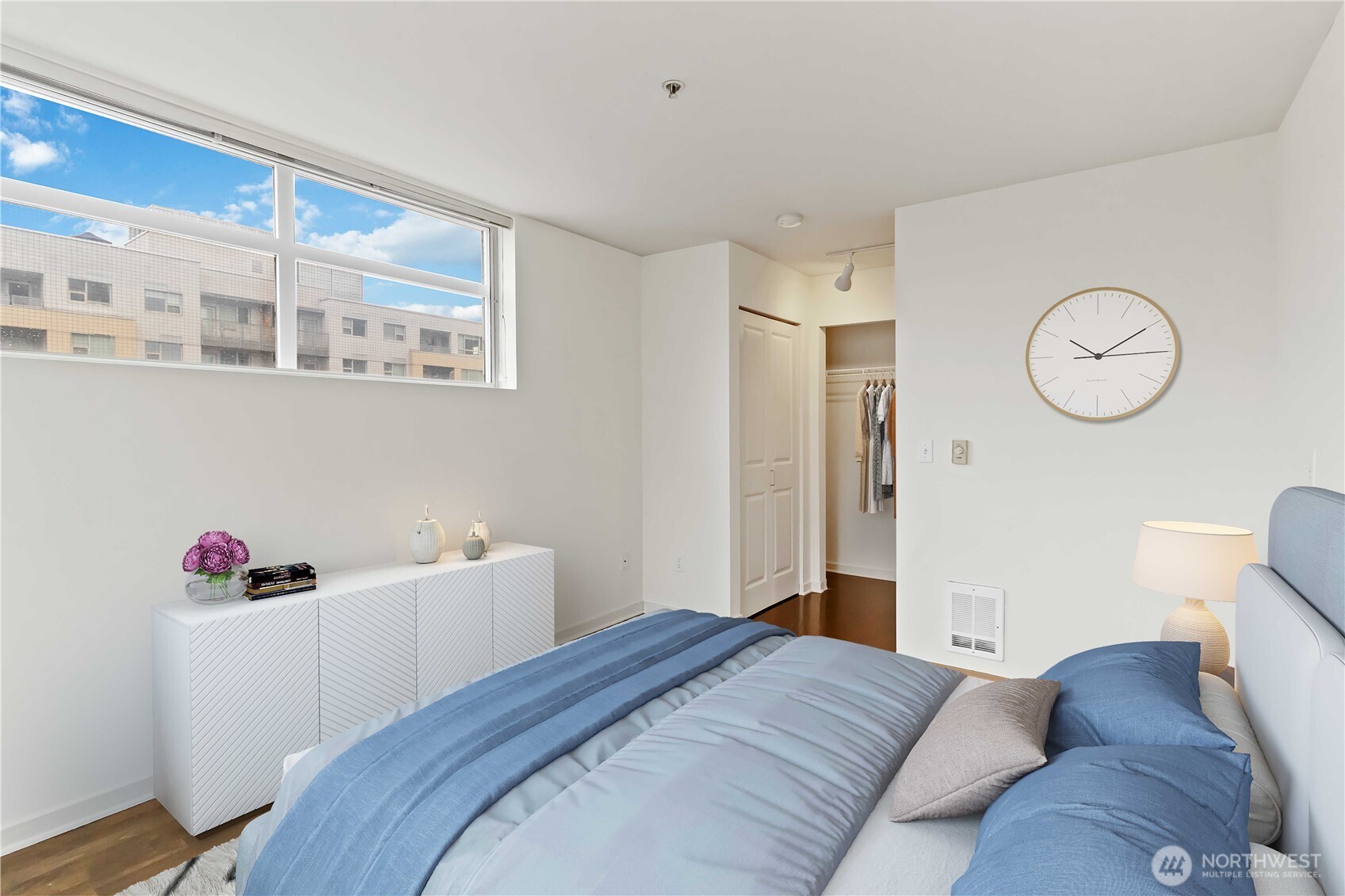 300 110th Avenue NE #610, Bellevue, WA 98004