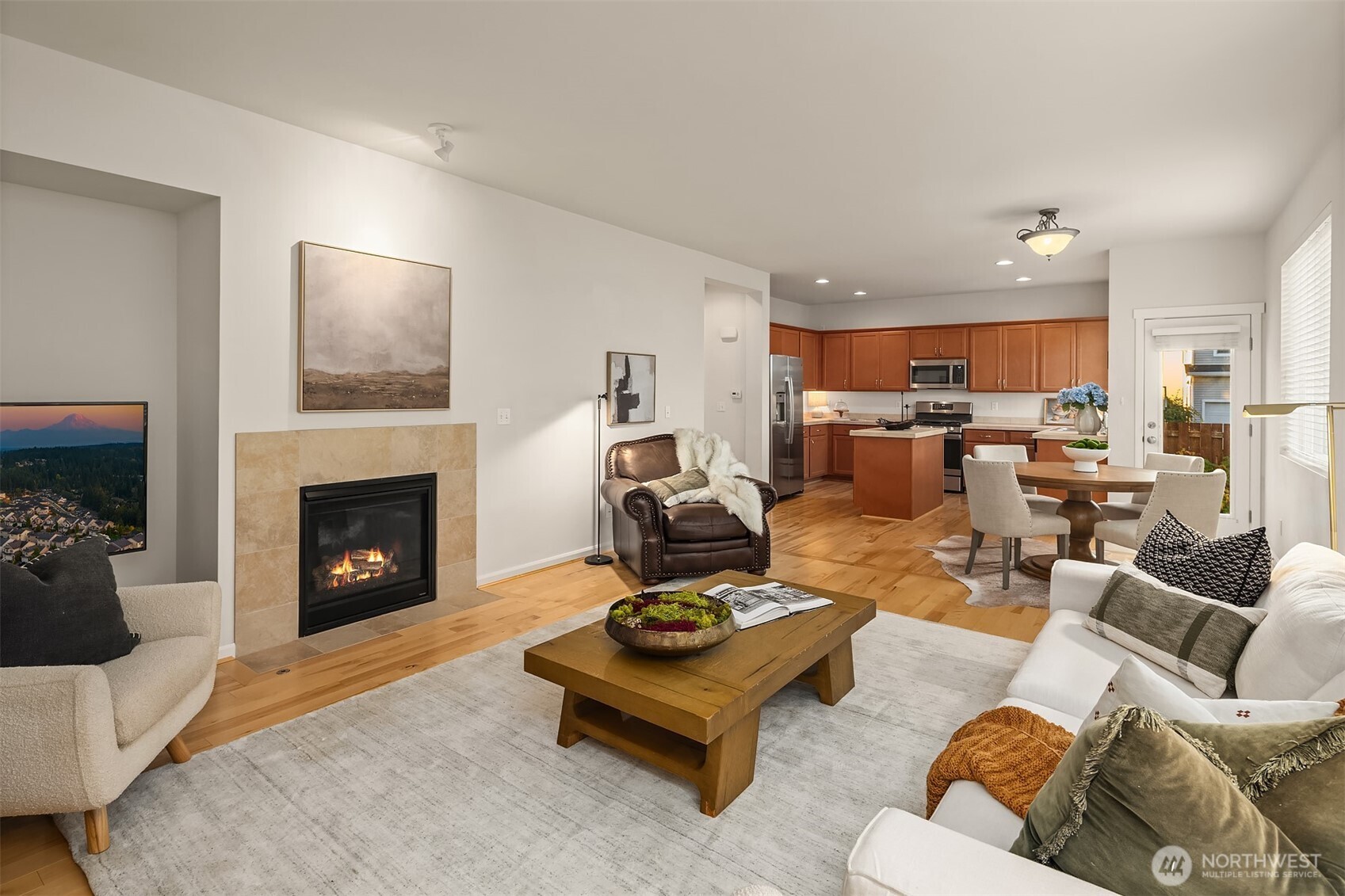 16009 24th Street E, Lake Tapps, WA 98391