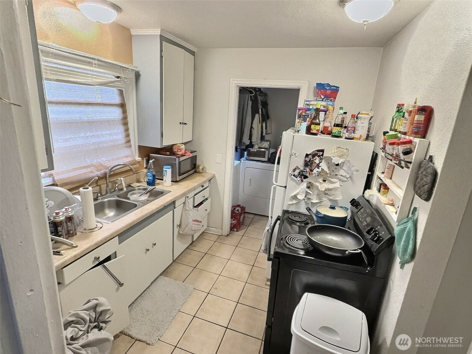 6715 Steilacoom Boulevard SW, Lakewood, WA 98499-0634