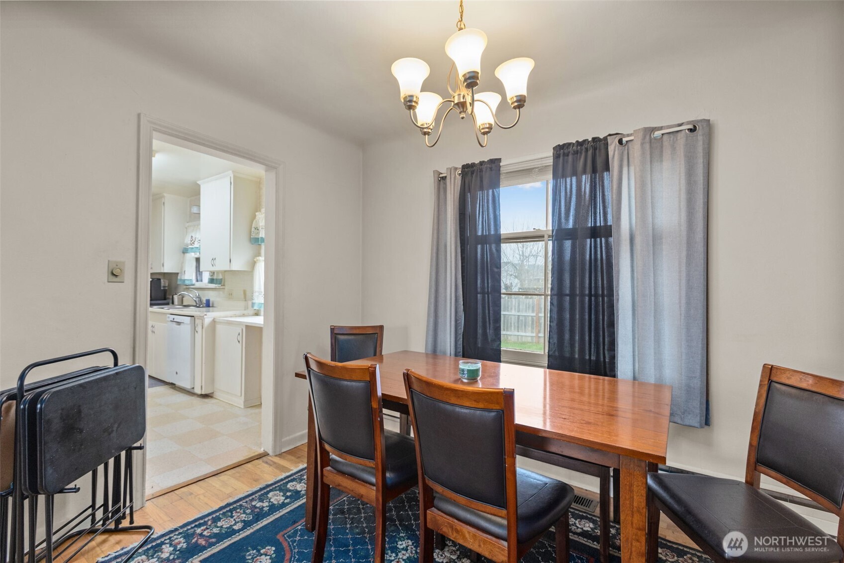 209 8th Avenue N, Algona, WA 98001