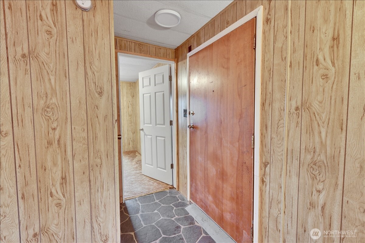 507 W Veterans Avenue , Westport, WA 98595