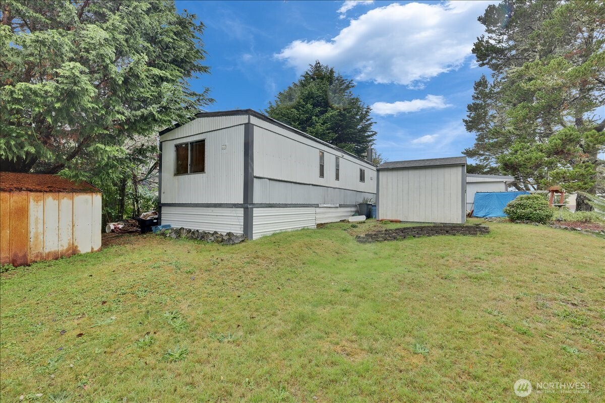 507 W Veterans Avenue , Westport, WA 98595