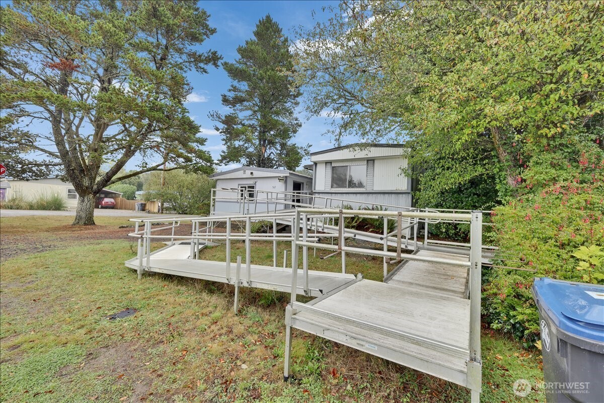 507 W Veterans Avenue , Westport, WA 98595