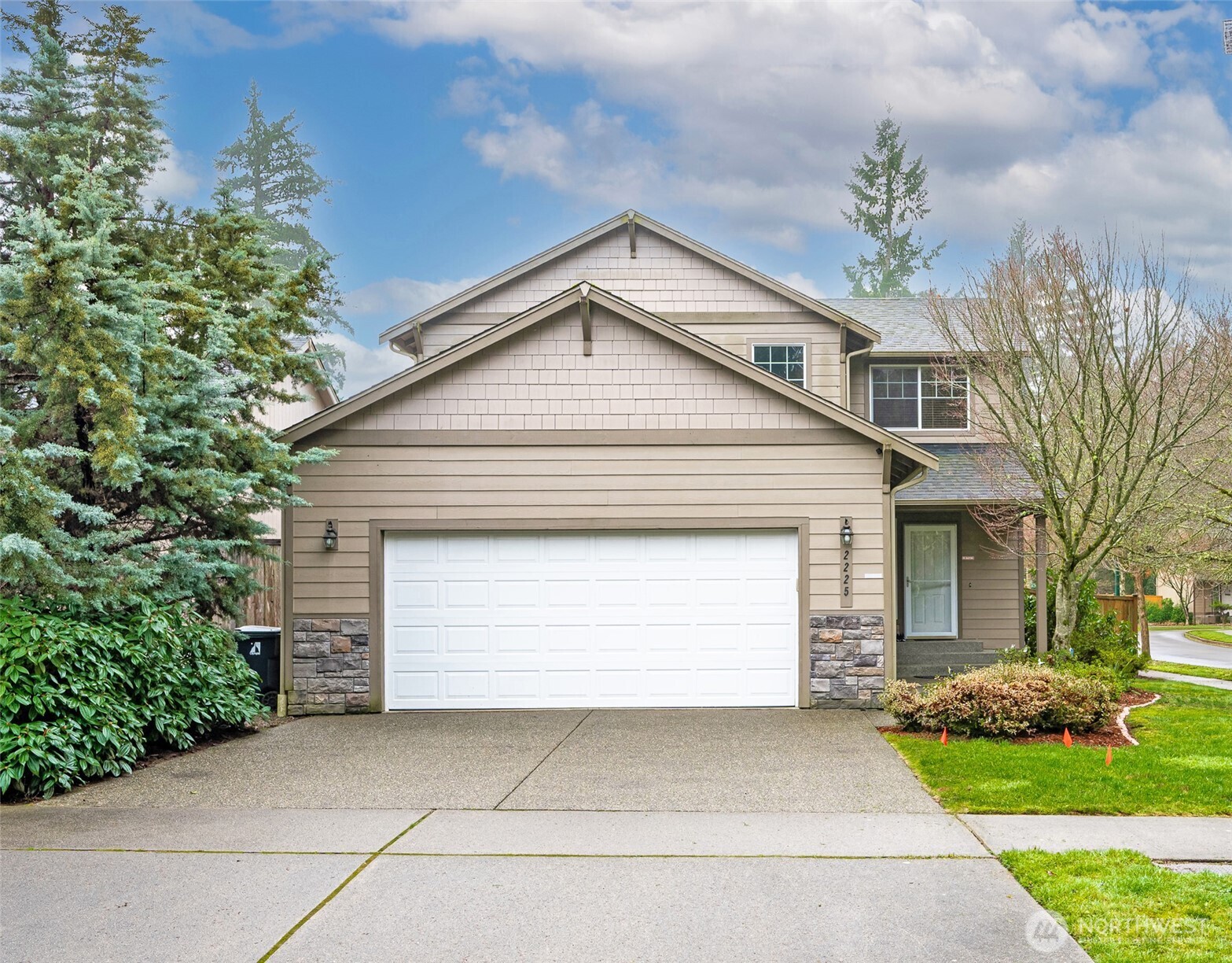 2225 Dickinson Avenue NW, Olympia, WA 98502