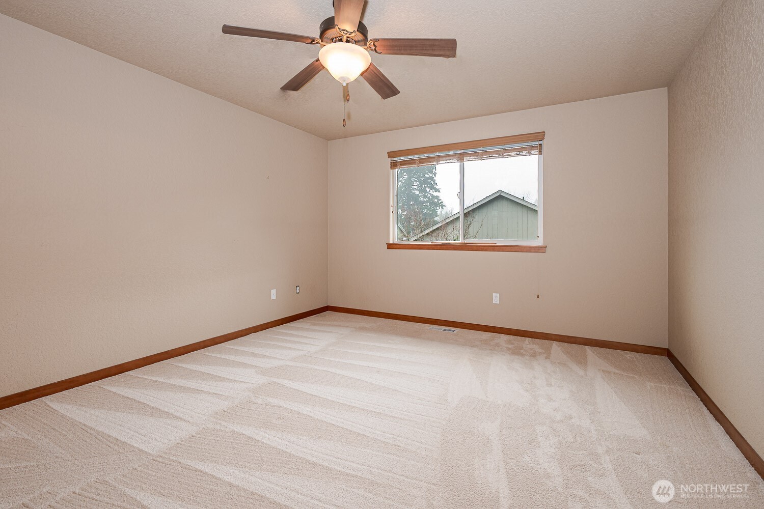 2225 Dickinson Avenue NW, Olympia, WA 98502