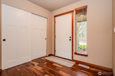 2225 Dickinson Avenue NW, Olympia, WA 98502 - Photo 3