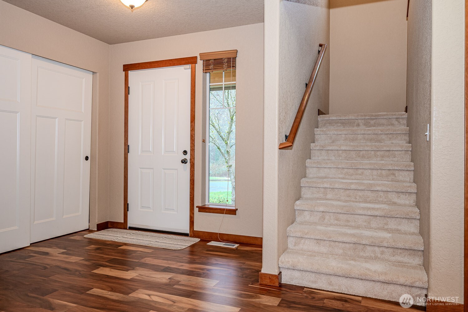 2225 Dickinson Avenue NW, Olympia, WA 98502