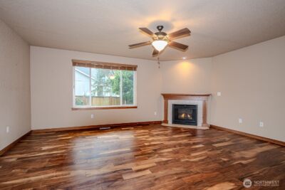 2225 Dickinson Avenue NW, Olympia, WA 98502 - Photo 5