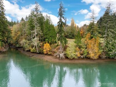 3093 SE Kamilche Point Road , Shelton, WA 98584