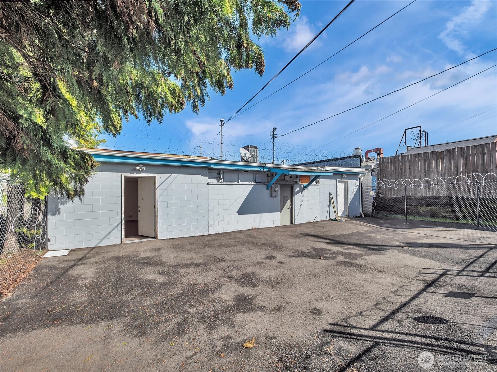 3710 6Th Avenue , Tacoma, WA 98406