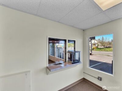 3710 6Th Avenue , Tacoma, WA 98406 - Photo 5