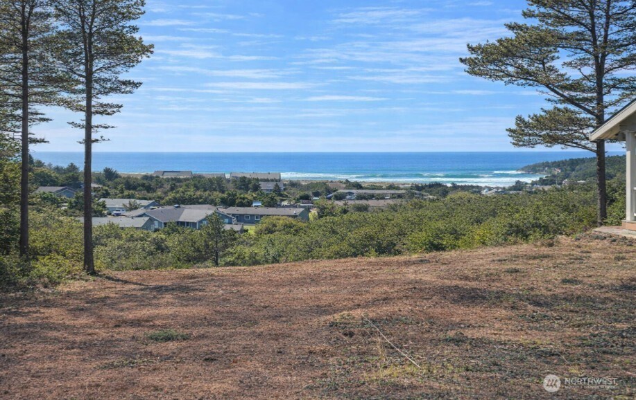 35512 J Place , Ocean Park, WA 98640