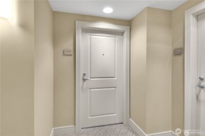 819 Virginia Street #1101, Seattle, WA 98101-4423 - Photo 4