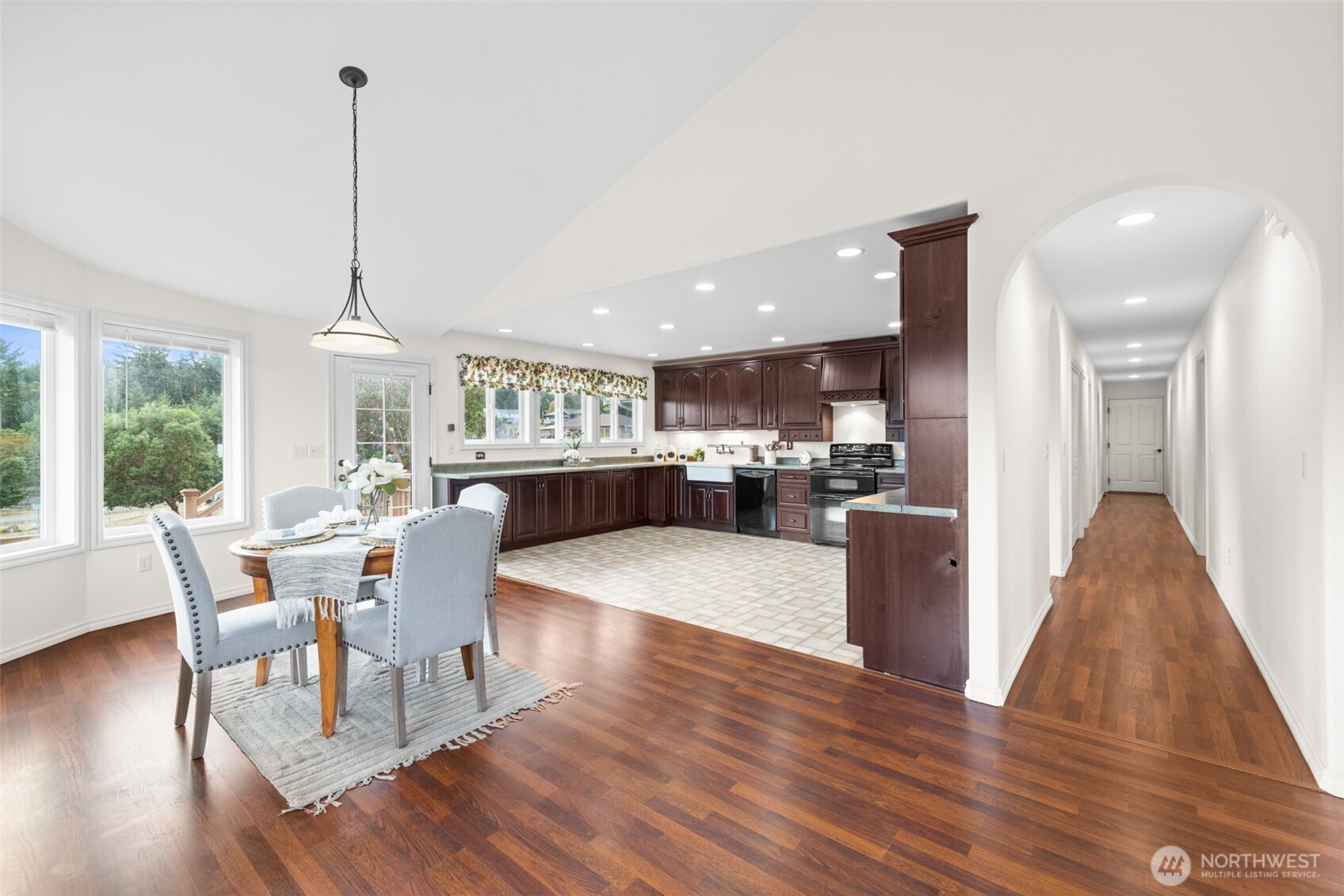 382 Discovery View Drive , Sequim, WA 98382