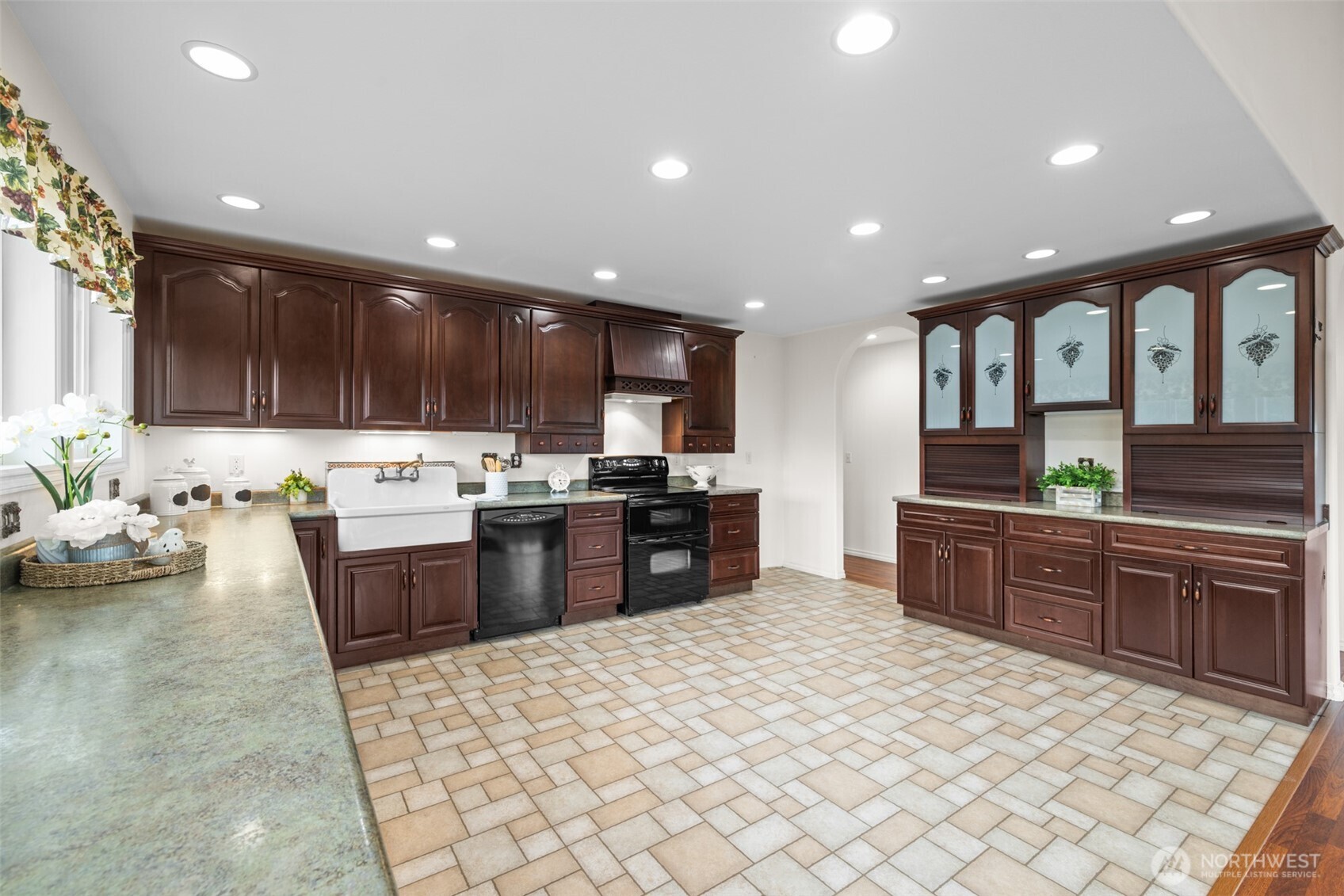 382 Discovery View Drive , Sequim, WA 98382