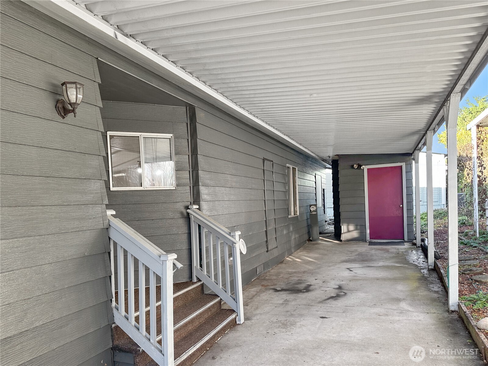2500 S 370th Street #32, Federal Way, WA 98003