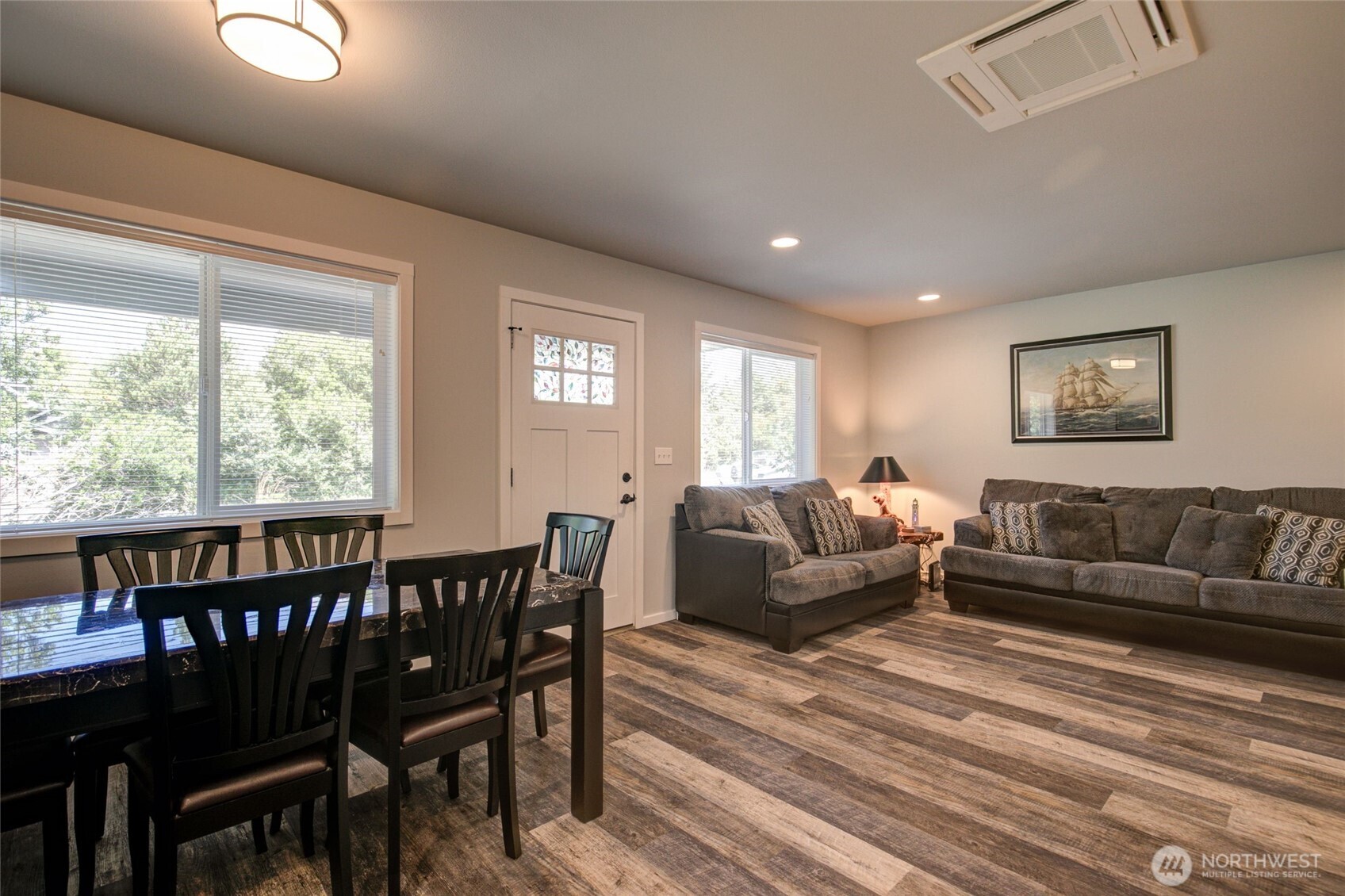 163 Wishkah Street SW, Ocean Shores, WA 98569