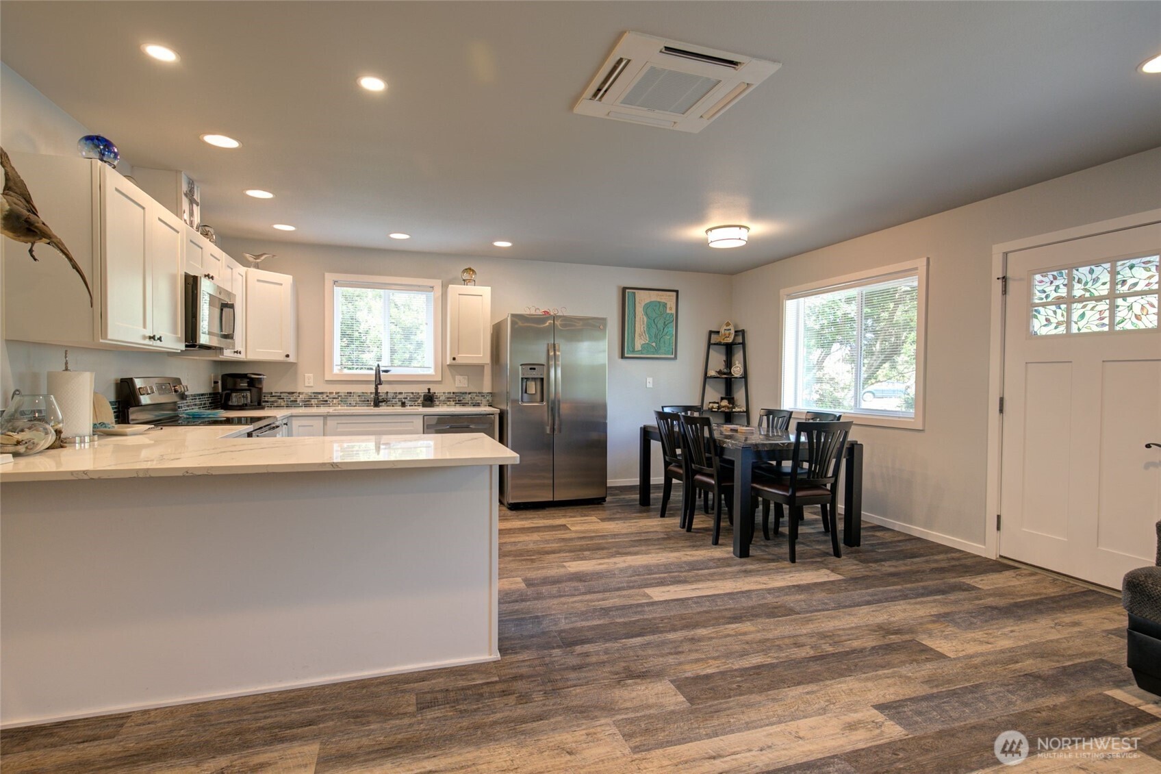 163 Wishkah Street SW, Ocean Shores, WA 98569