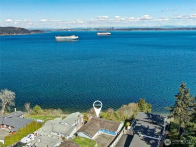 1757 Miracle Mile Drive E, Port Orchard, WA 98366 - Photo 2