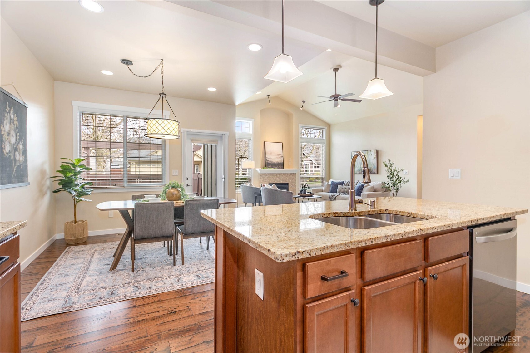 1561 Bryce Park Loop , Lynden, WA 98264