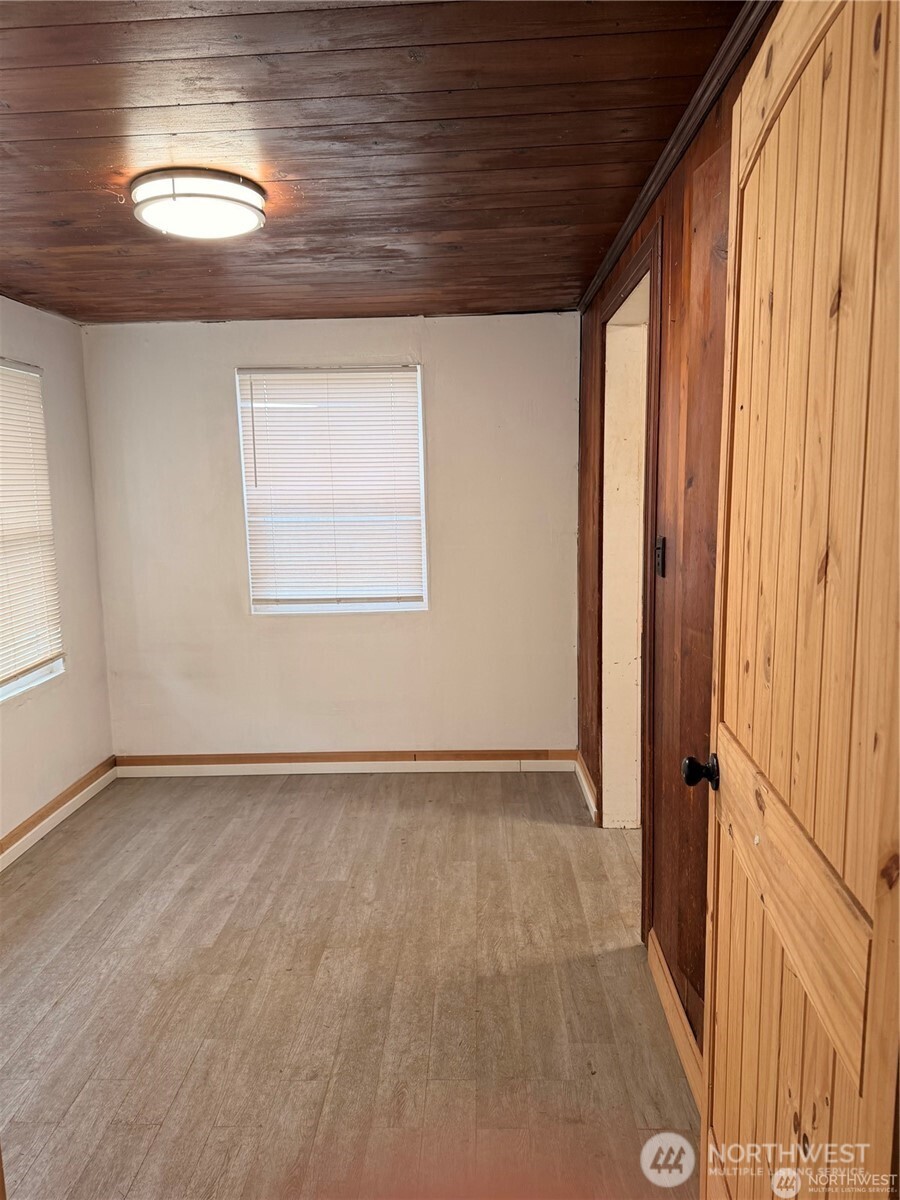 1910 Bowman Avenue NW, Olympia, WA 98502-4613