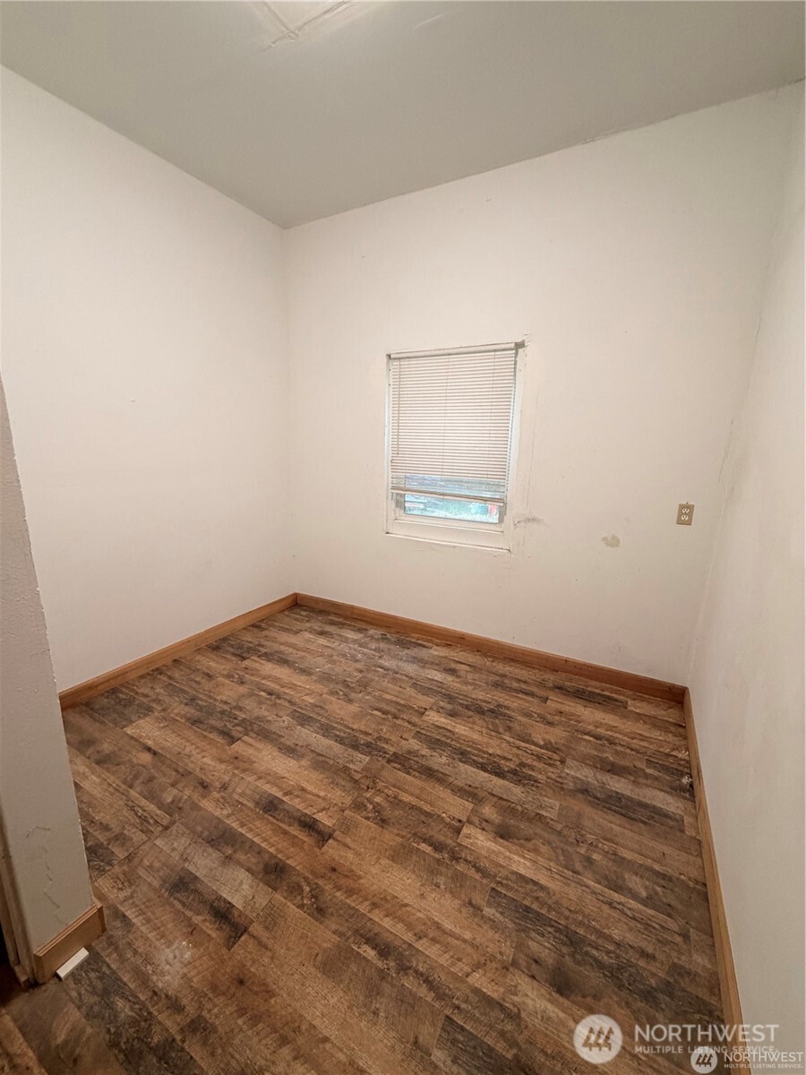 1910 Bowman Avenue NW, Olympia, WA 98502-4613