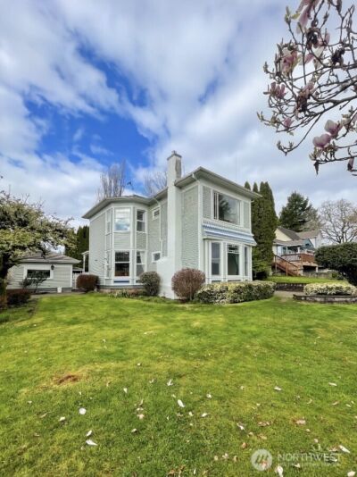 1510 W Water Street , South Bend, WA 98586