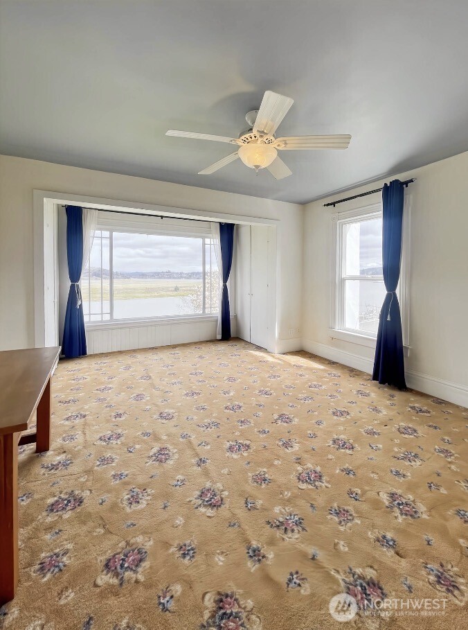 1510 W Water Street , South Bend, WA 98586