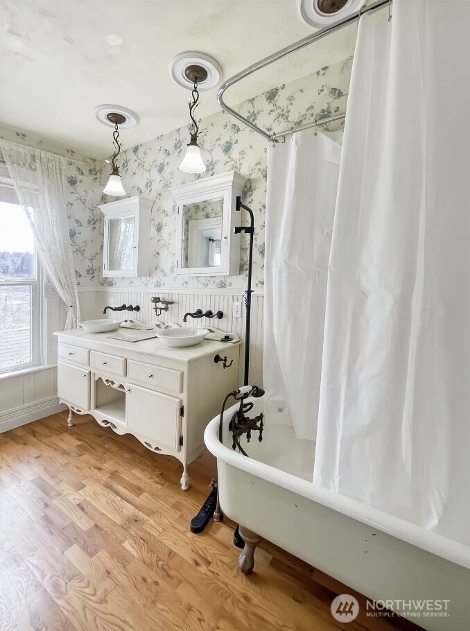 1510 W Water Street , South Bend, WA 98586