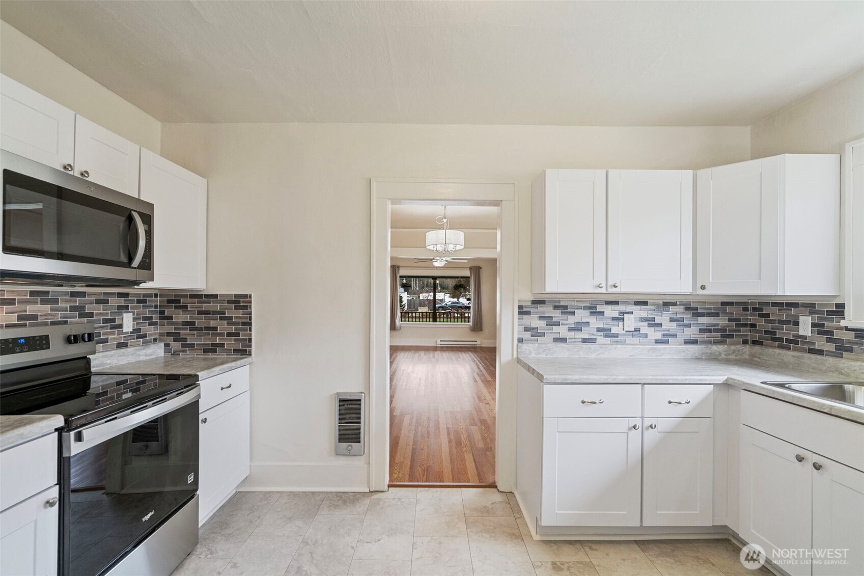 3102 Aberdeen Avenue , Hoquiam, WA 98550-4209