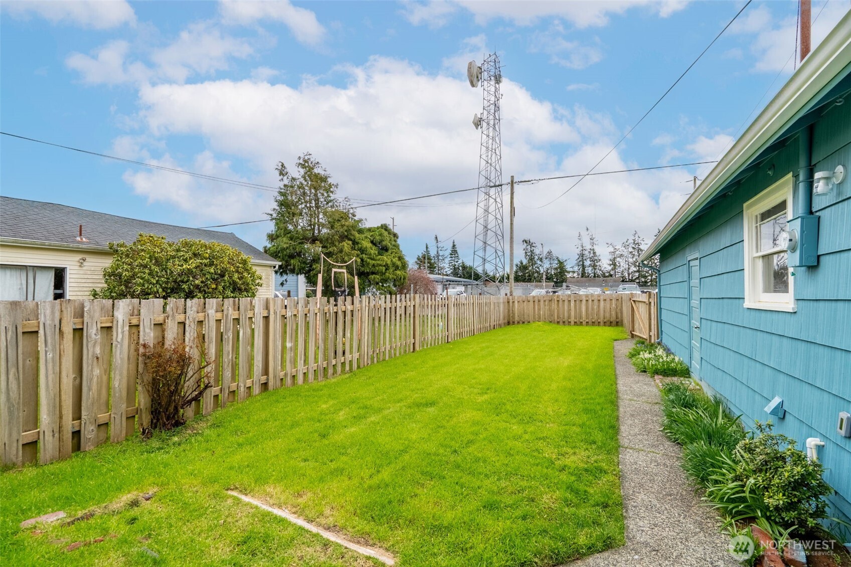 3102 Aberdeen Avenue , Hoquiam, WA 98550-4209