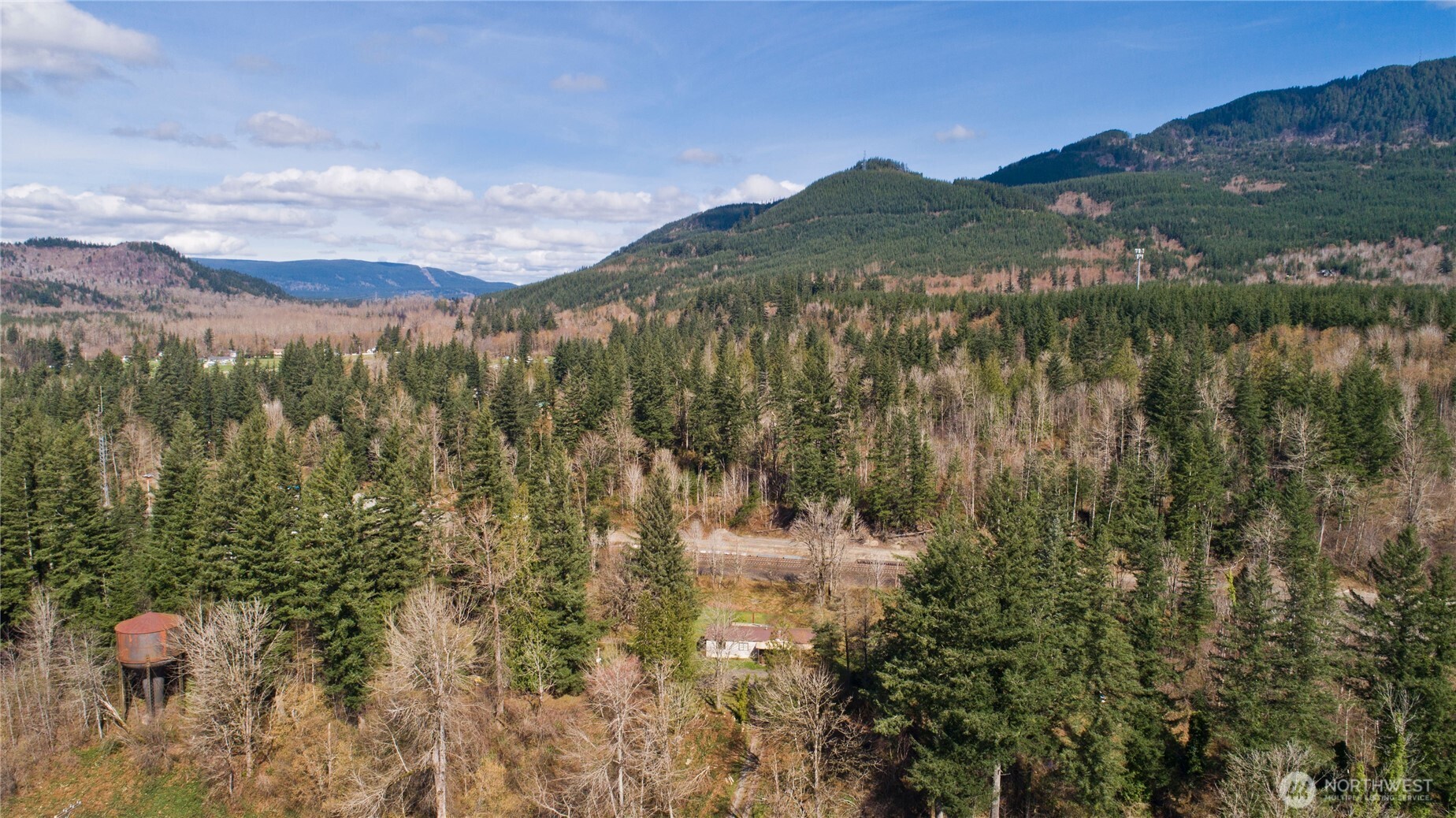 30870 Cumberland-Kanaskat Road , Ravensdale, WA 98051