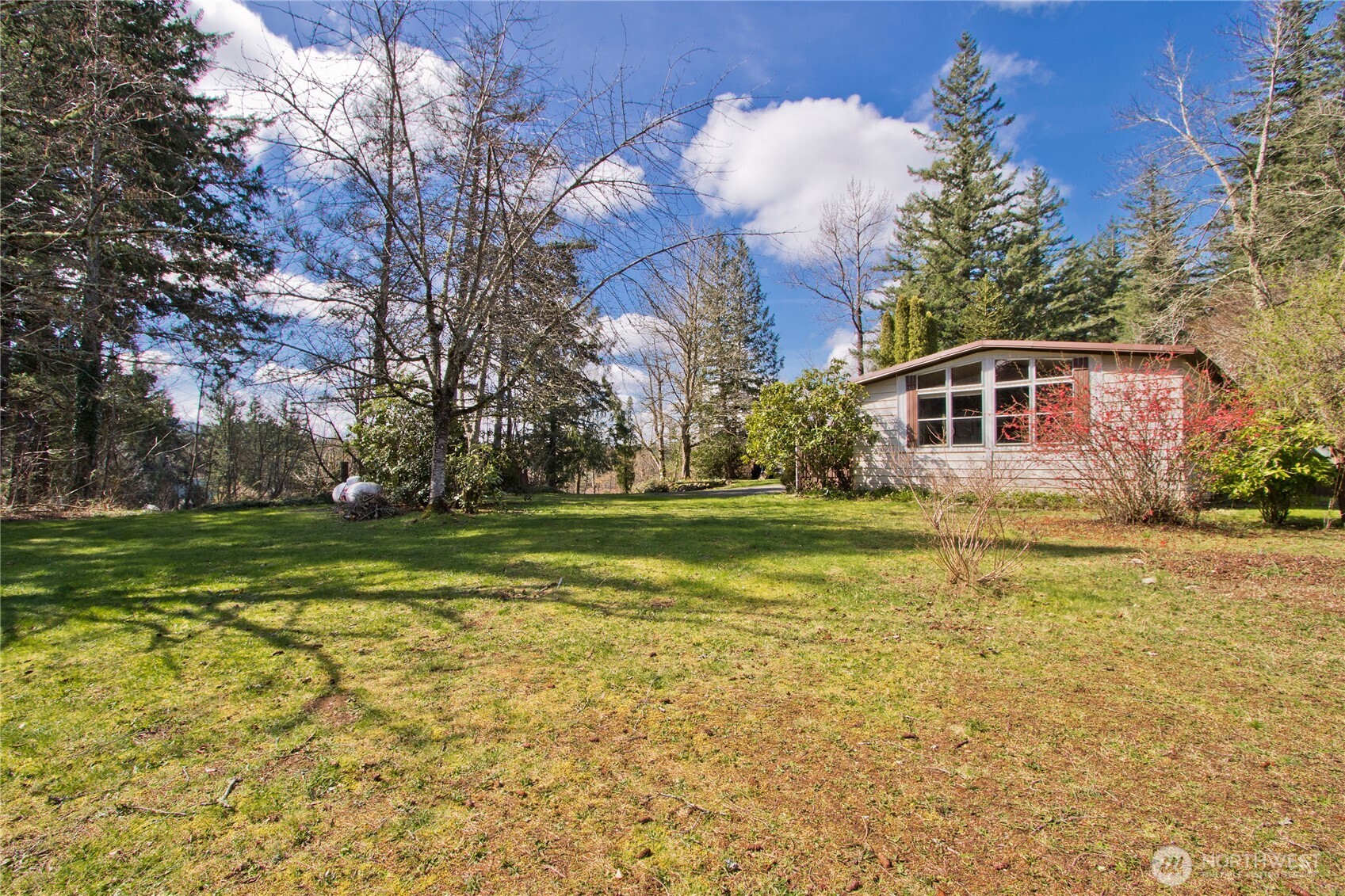 30870 Cumberland-Kanaskat Road , Ravensdale, WA 98051