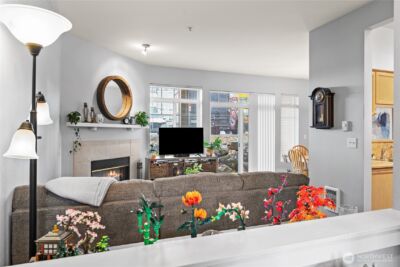 18930 Bothell-Everett Hwy #G103, Bothell, WA 98012 - Photo 4