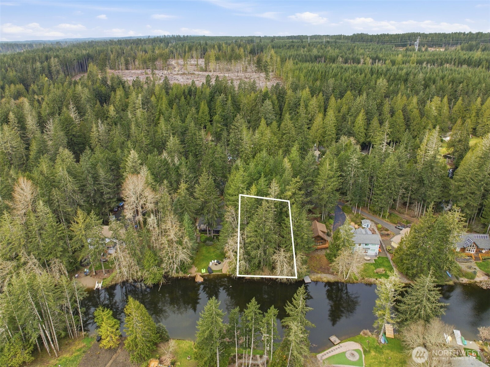 110 E Westlake Way , Allyn, WA 98524